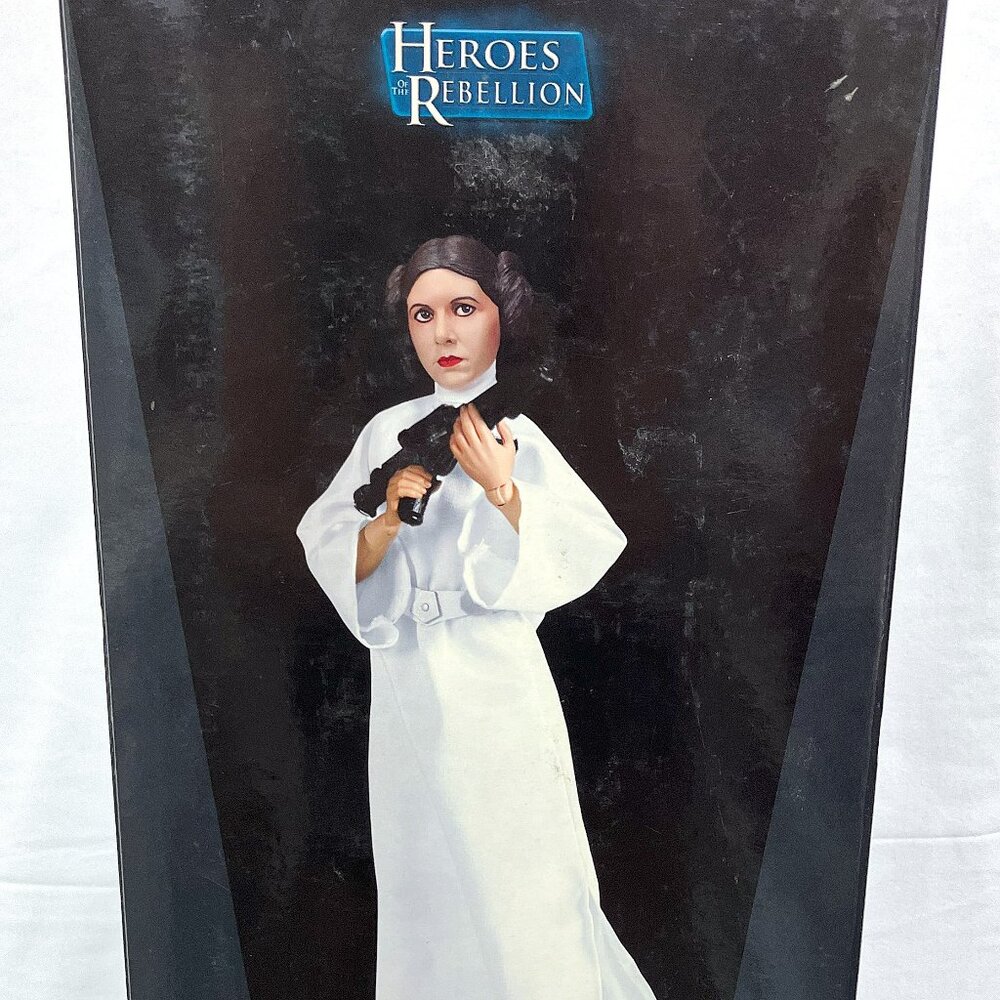 Sideshow Heroes of the Rebellion Collectible - Exclusive Princess Leia Organa